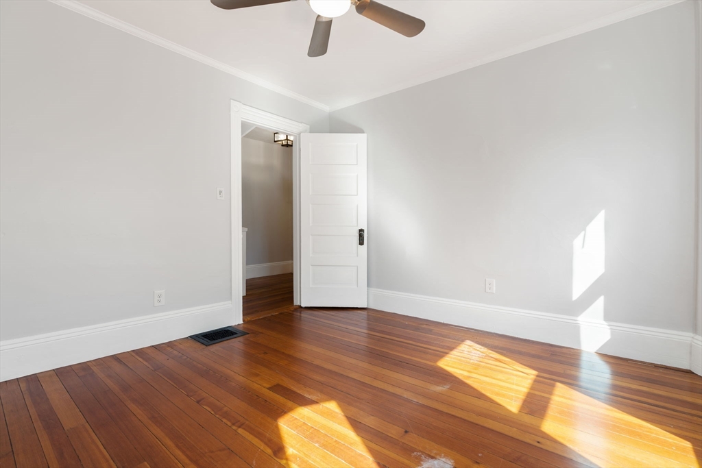 3 bed, 1 bath apartment for rent at 3 Clifford Ave Unit B, Beverly — photo 22 of 41