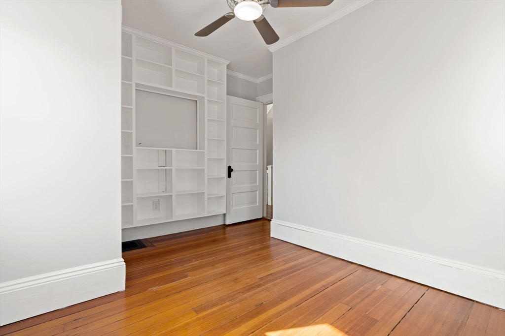 3 bed, 1 bath apartment for rent at 3 Clifford Ave Unit B, Beverly — photo 20 of 41