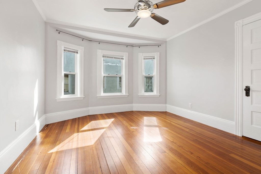 3 bed, 1 bath apartment for rent at 3 Clifford Ave Unit B, Beverly — photo 21 of 41