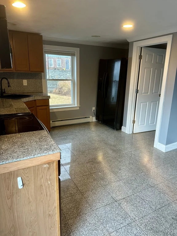 2 bed, 2 bath apartment for rent at 3 Commercial St Unit 2, Marblehead — photo 17 of 22