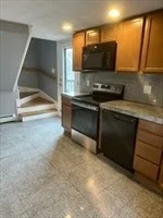 2 bed, 2 bath apartment for rent at 3 Commercial St Unit 2, Marblehead — photo 5 of 8