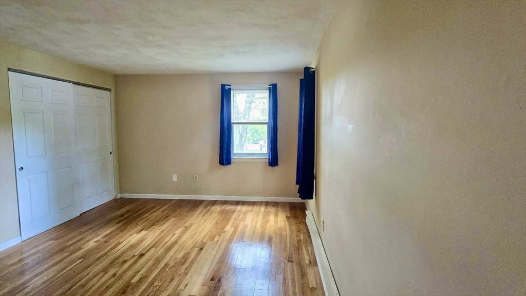 3 bed, 2 bath apartment for rent at 3 Concord Rd, Shrewsbury — photo 16 of 24