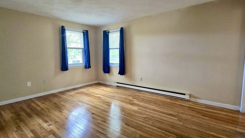 3 bed, 2 bath apartment for rent at 3 Concord Rd, Shrewsbury — photo 15 of 24