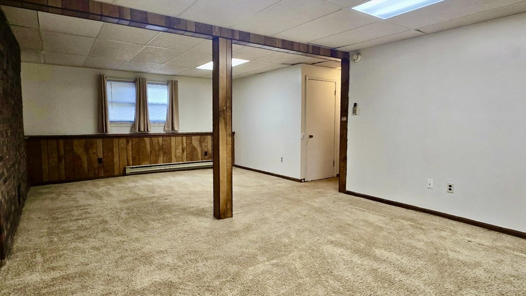 3 bed, 2 bath apartment for rent at 3 Concord Rd, Shrewsbury — photo 20 of 24