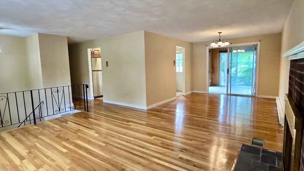3 bed, 2 bath apartment for rent at 3 Concord Rd, Shrewsbury — photo 7 of 24