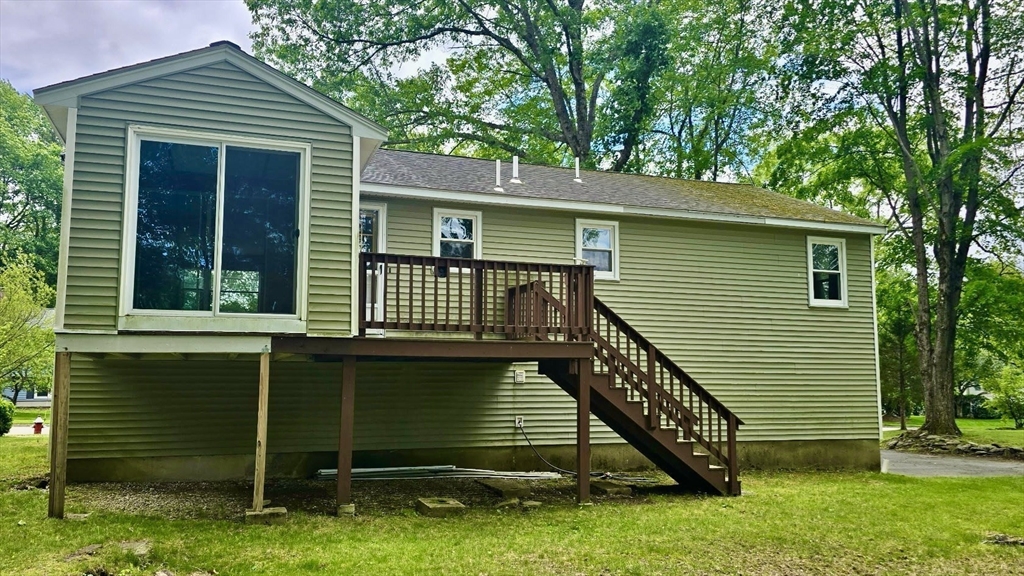 3 bed, 2 bath apartment for rent at 3 Concord Rd, Shrewsbury — photo 5 of 24