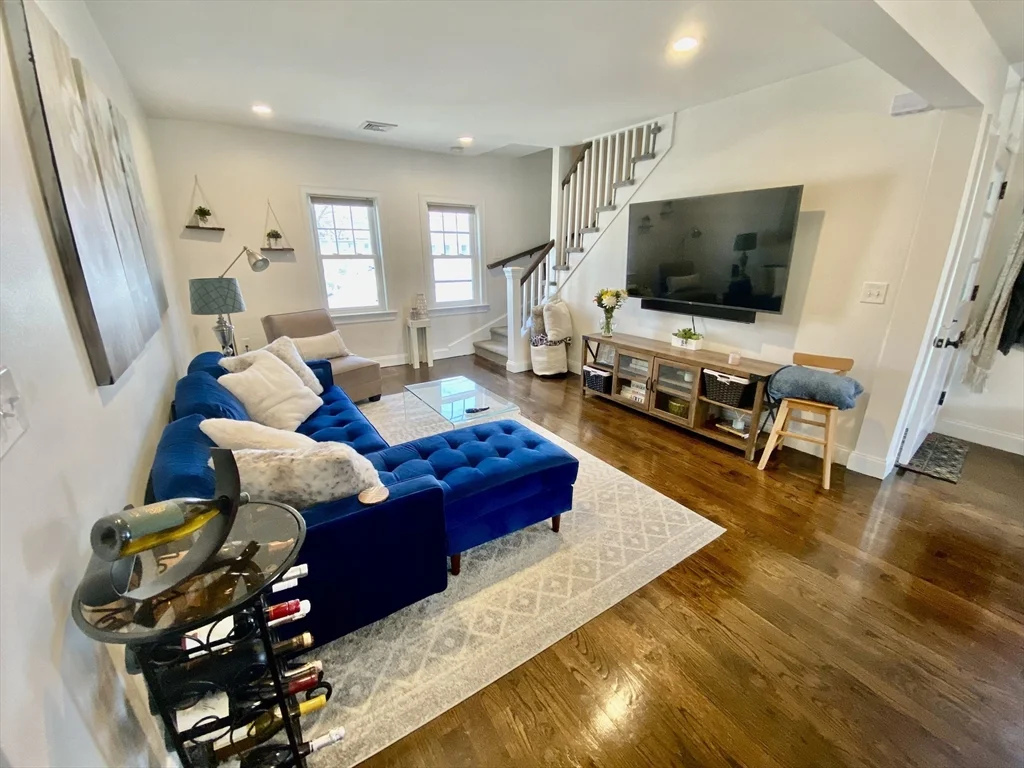 1 bed, 1 bath apartment for rent at 3 Conn St Unit 2, Woburn — photo 4 of 22