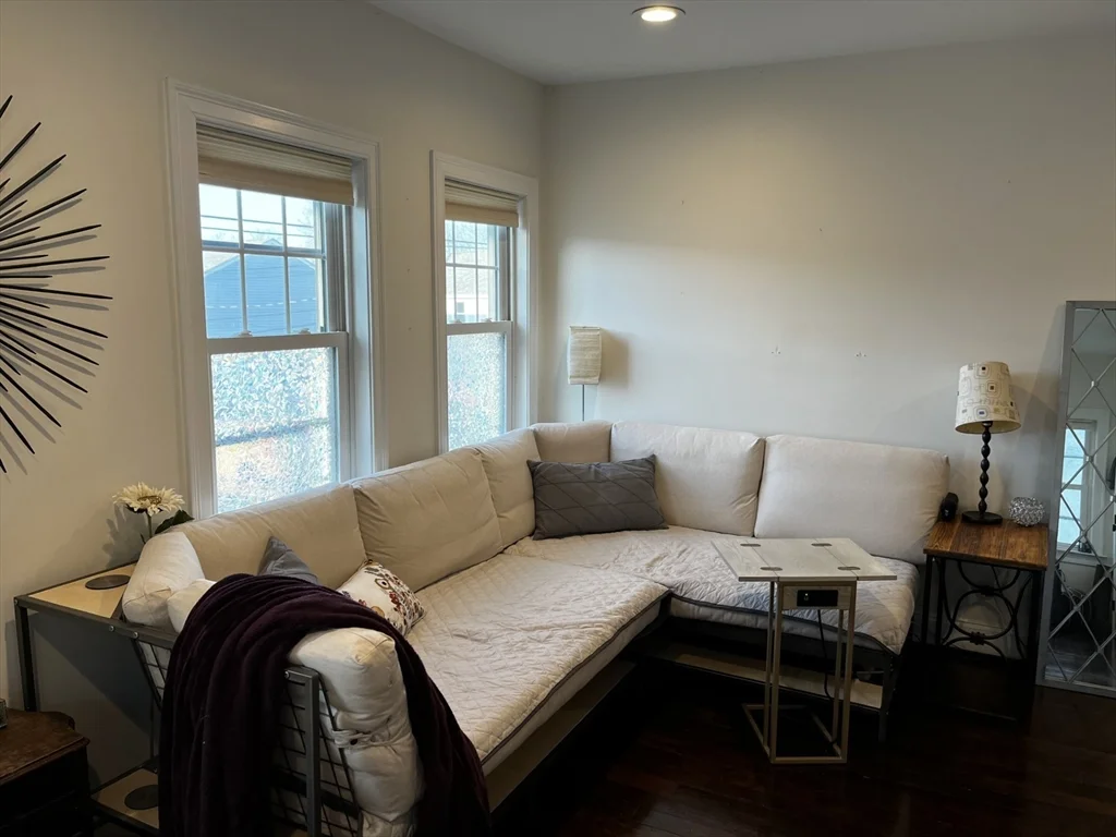 1 bed, 1 bath apartment for rent at 3 Conn St Unit 2, Woburn — photo 19 of 22