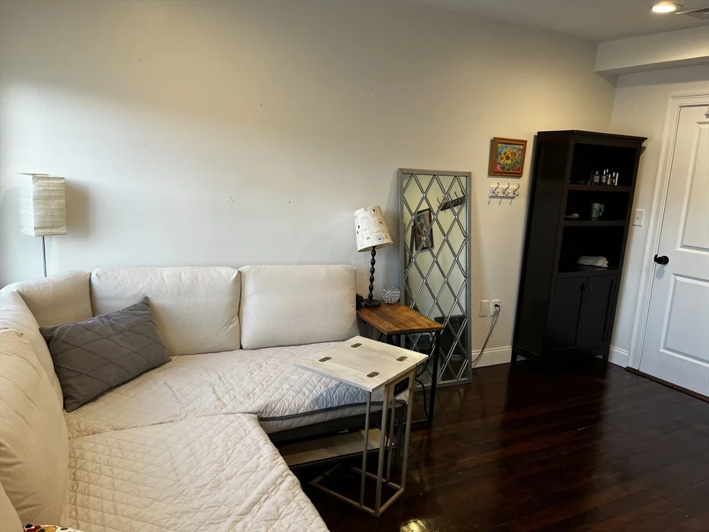 1 bed, 1 bath apartment for rent at 3 Conn St Unit 2, Woburn — photo 20 of 22