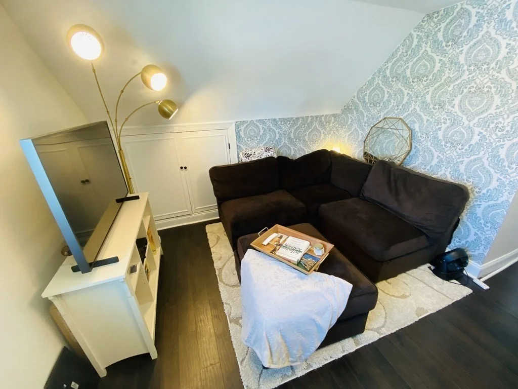 1 bed, 1 bath apartment for rent at 3 Conn St Unit 3, Downtown — photo 3 of 17
