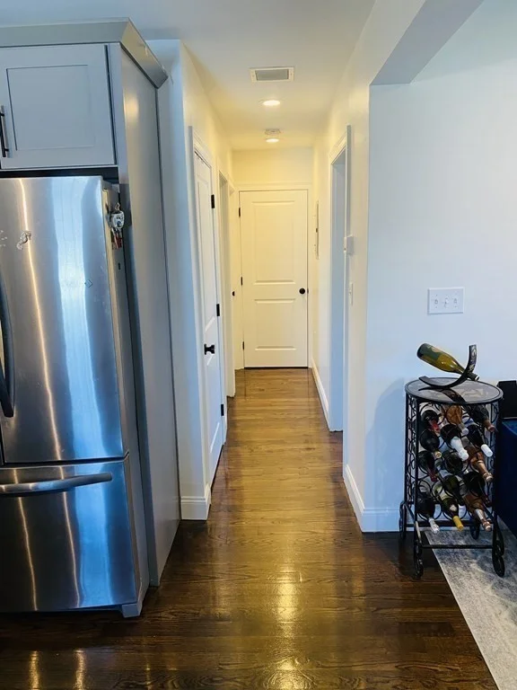 1 bed, 1 bath apartment for rent at 3 Conn St Unit 3, Downtown — photo 4 of 17