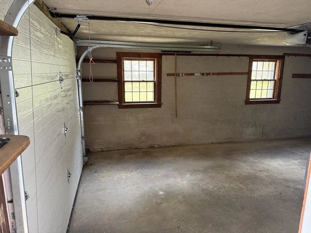 3 bed, 2 bath apartment for rent at 3 Crescent St Unit 3, West Bridgewater — photo 24 of 31