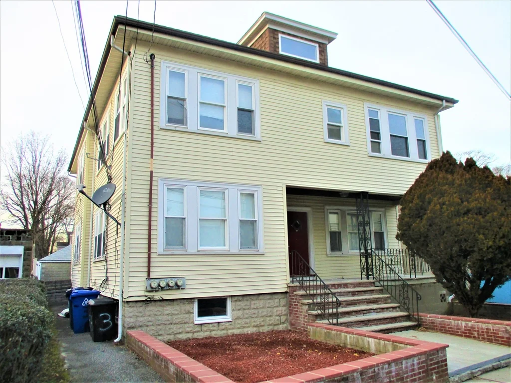 1 bed, 1 bath apartment for rent at 3 Cufflin St Unit 1, Brighton — photo 1 of 8