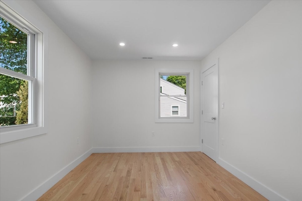3 bed, 1 bath apartment for rent at 3 Cummings Cir, Randolph — photo 31 of 39