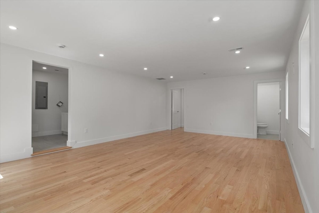 3 bed, 1 bath apartment for rent at 3 Cummings Cir, Randolph — photo 17 of 39