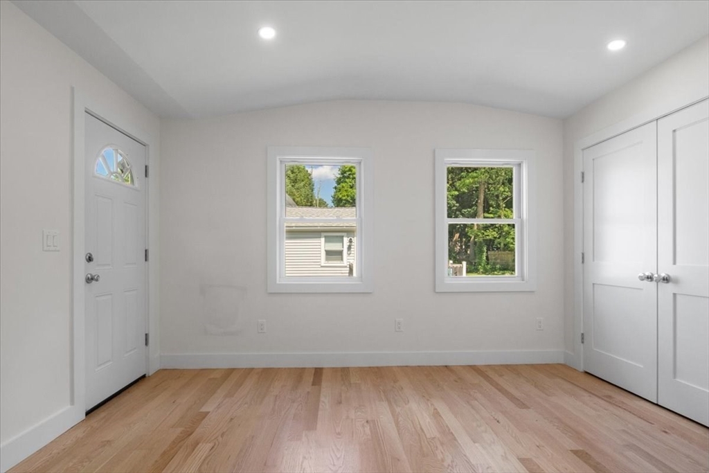 3 bed, 1 bath apartment for rent at 3 Cummings Cir, Randolph — photo 23 of 39