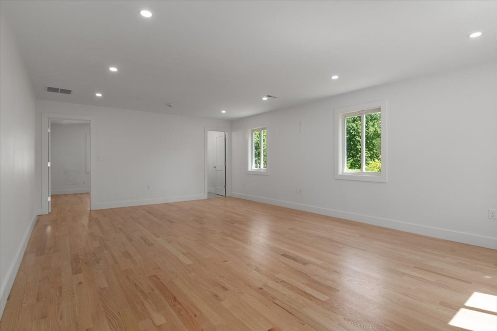 3 bed, 1 bath apartment for rent at 3 Cummings Cir, Randolph — photo 20 of 39