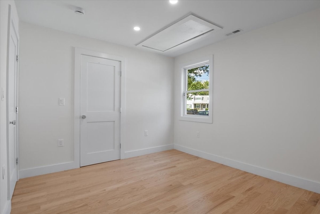 3 bed, 1 bath apartment for rent at 3 Cummings Cir, Randolph — photo 28 of 39