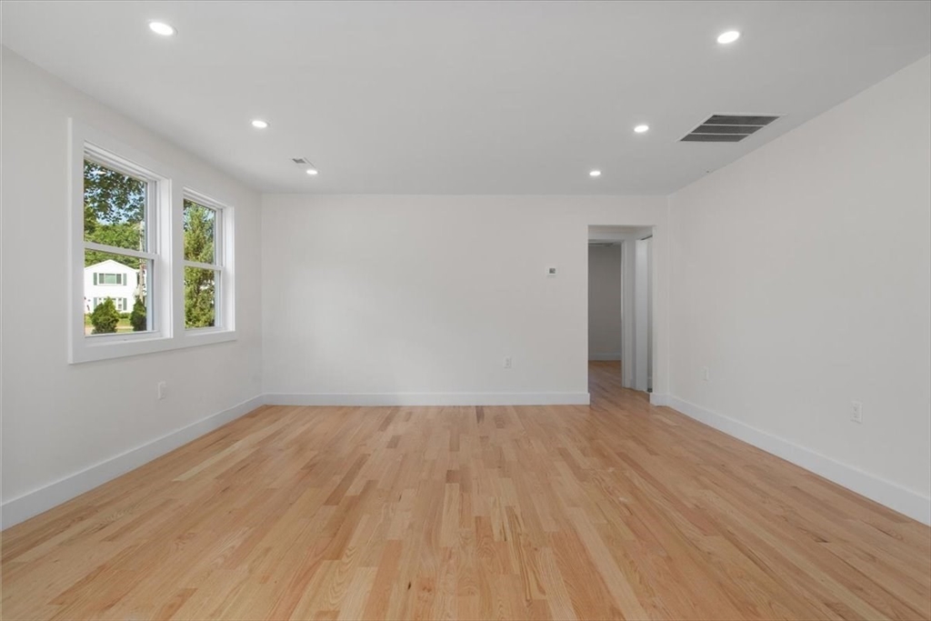 3 bed, 1 bath apartment for rent at 3 Cummings Cir, Randolph — photo 18 of 39