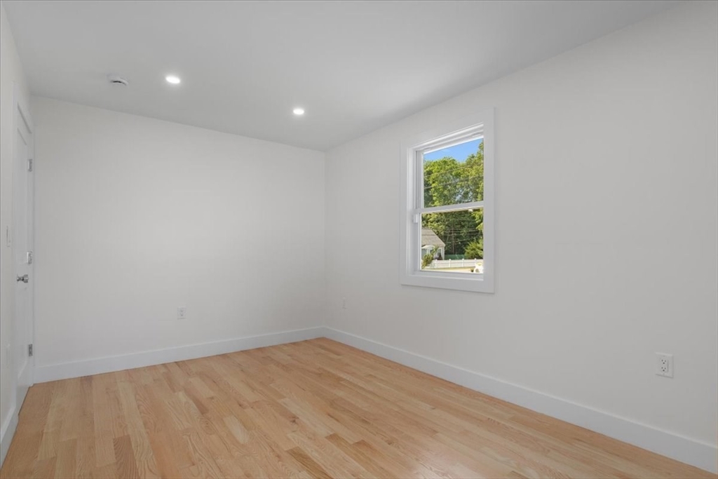 3 bed, 1 bath apartment for rent at 3 Cummings Cir, Randolph — photo 32 of 39