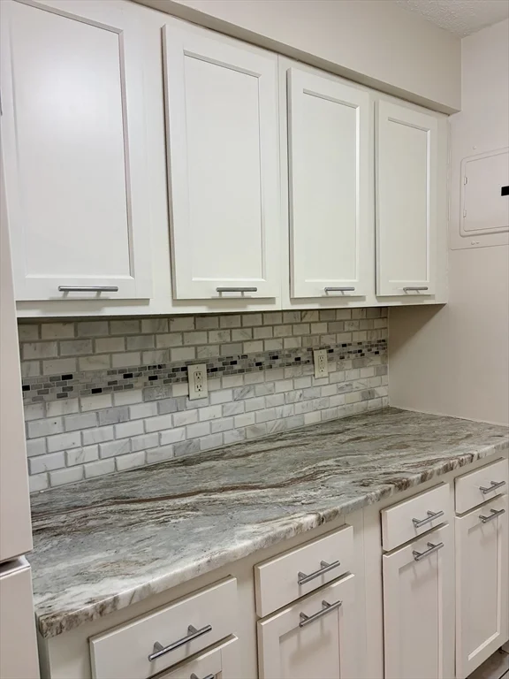 2 bed, 1 bath apartment for rent at 3 Dailey St Unit B, Attleboro — photo 5 of 18