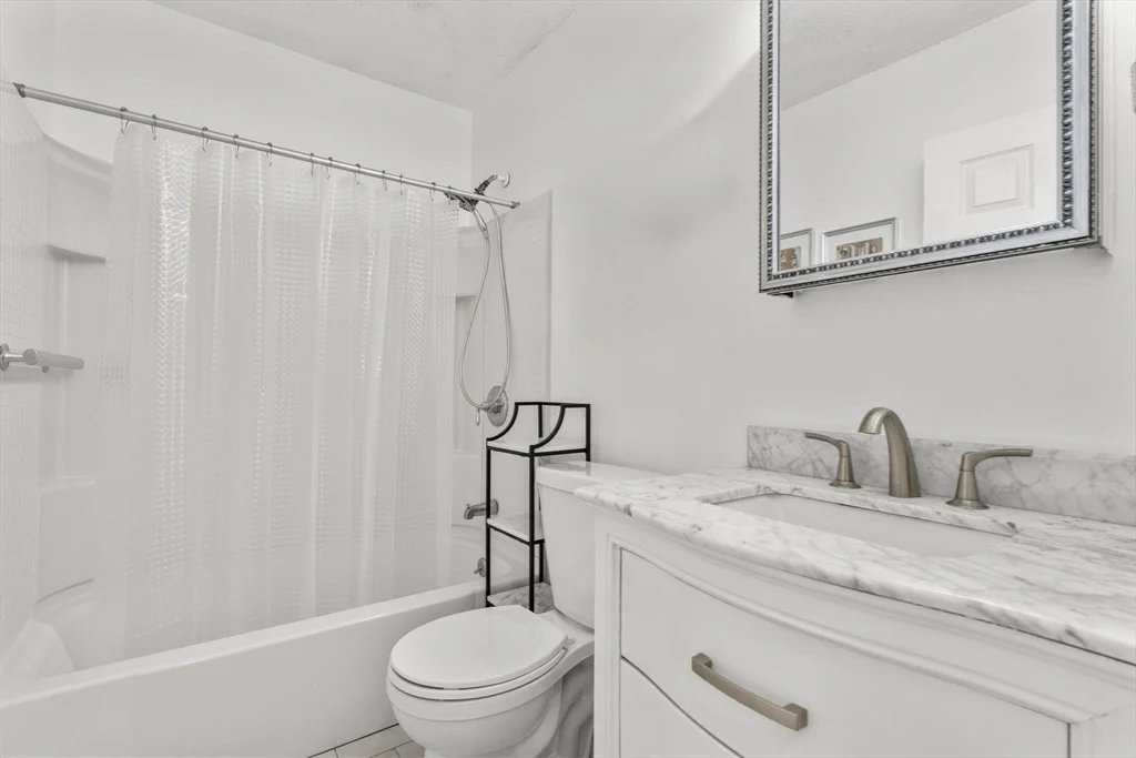 2 bed, 1 bath apartment for rent at 3 Dailey St Unit B, Attleboro — photo 12 of 18