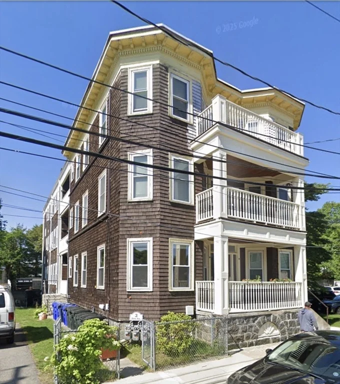 3 bed, 1 bath apartment for rent at 3 Dana Ave Unit 2, Hyde Park — photo 1 of 10