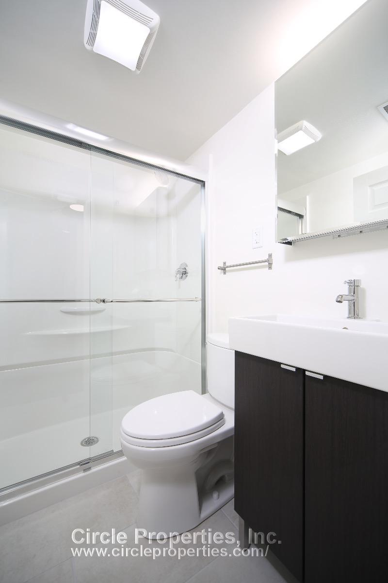 2 bed, 1 bath apartment for rent at 3 Darling St Unit 3, Mission Hill — photo 4 of 6