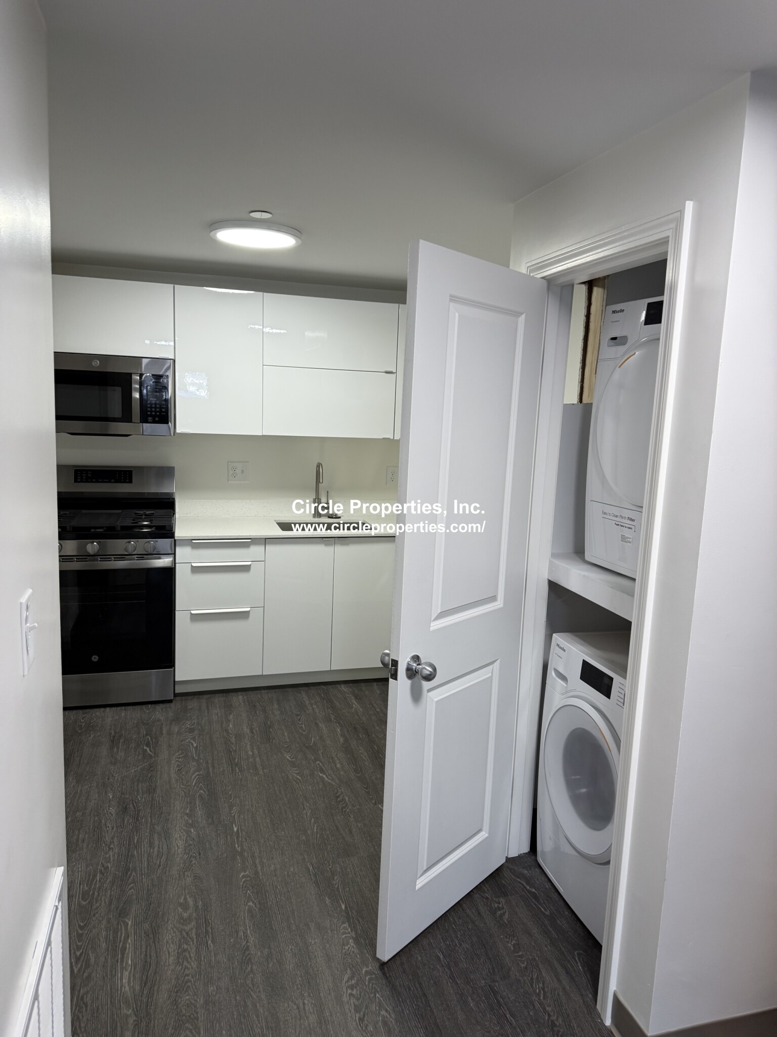 2 bed, 1 bath apartment for rent at 3 Darling St Unit 9, Mission Hill — photo 5 of 7