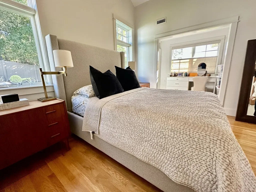 4 bed, 2 bath apartment for rent at 3 Day Circle, Woburn — photo 23 of 42