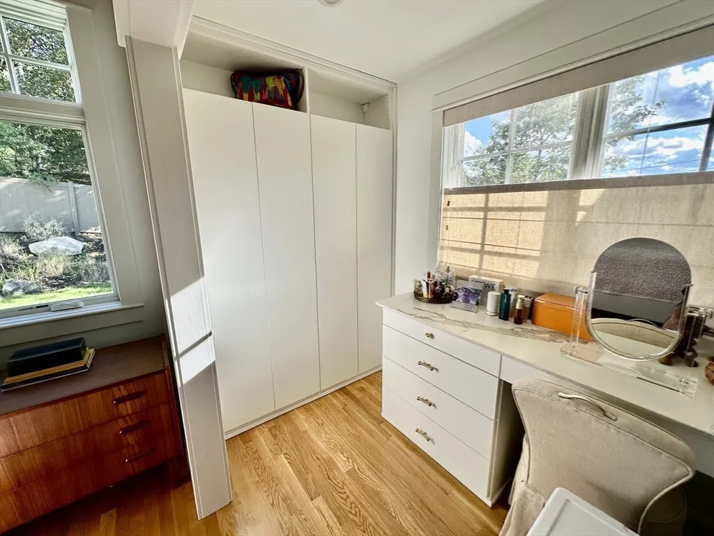 4 bed, 2 bath apartment for rent at 3 Day Circle, Woburn — photo 26 of 42