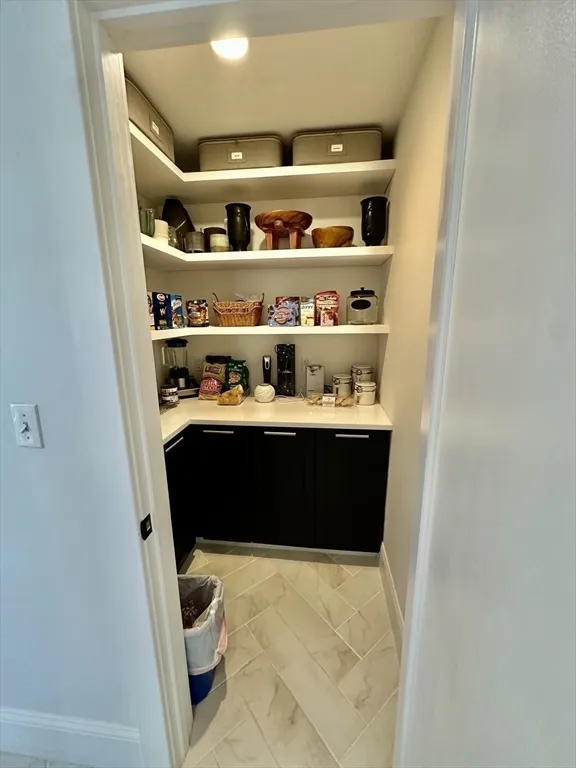 4 bed, 2 bath apartment for rent at 3 Day Circle, Woburn — photo 36 of 42