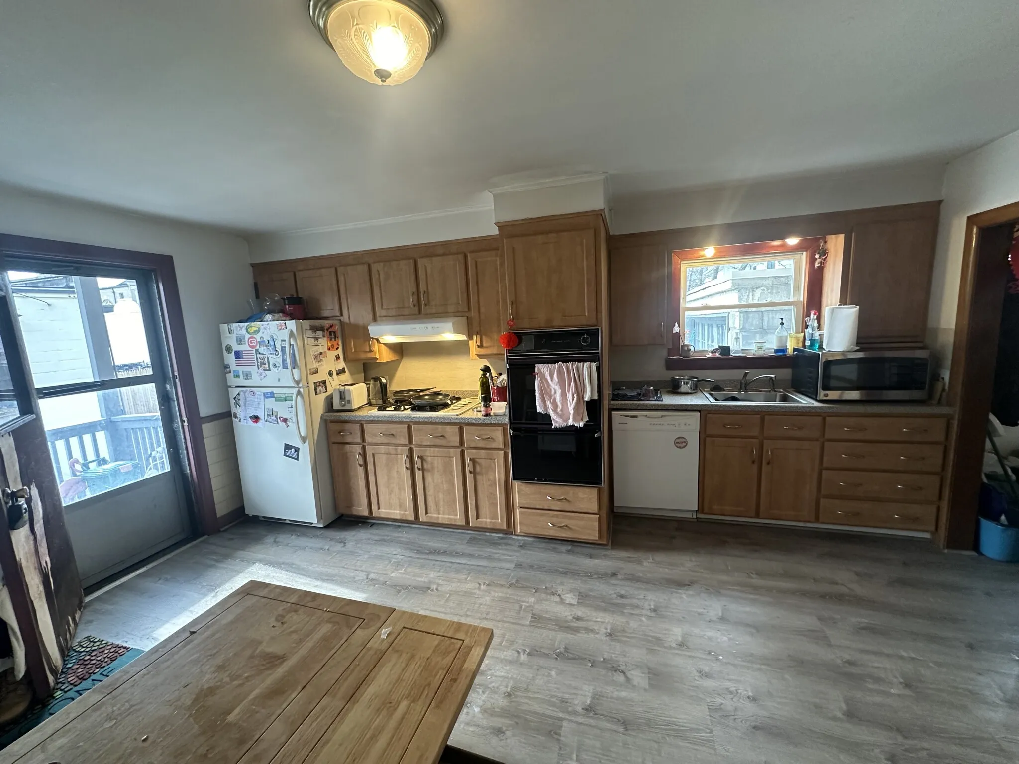 3 bed, 1.5 bath apartment for rent at 3 Day St Unit 3, North Cambridge — photo 4 of 18