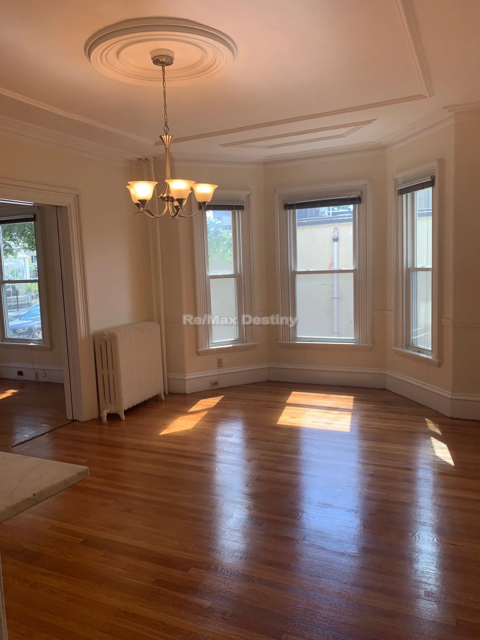 3 bed, 1.5 bath apartment for rent at 3 Day St Unit 3, North Cambridge — photo 9 of 18