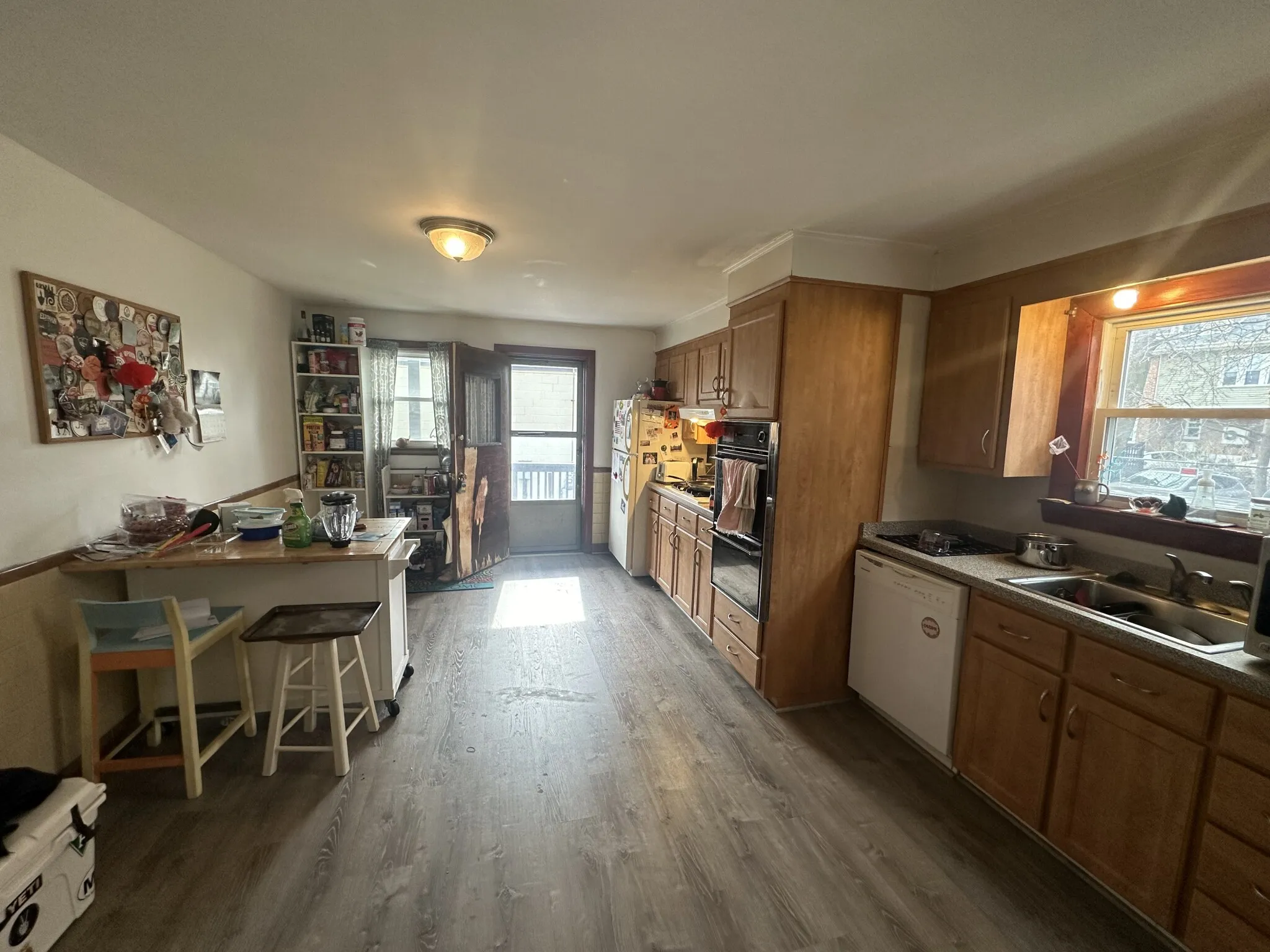 3 bed, 1.5 bath apartment for rent at 3 Day St Unit 3, North Cambridge — photo 5 of 18