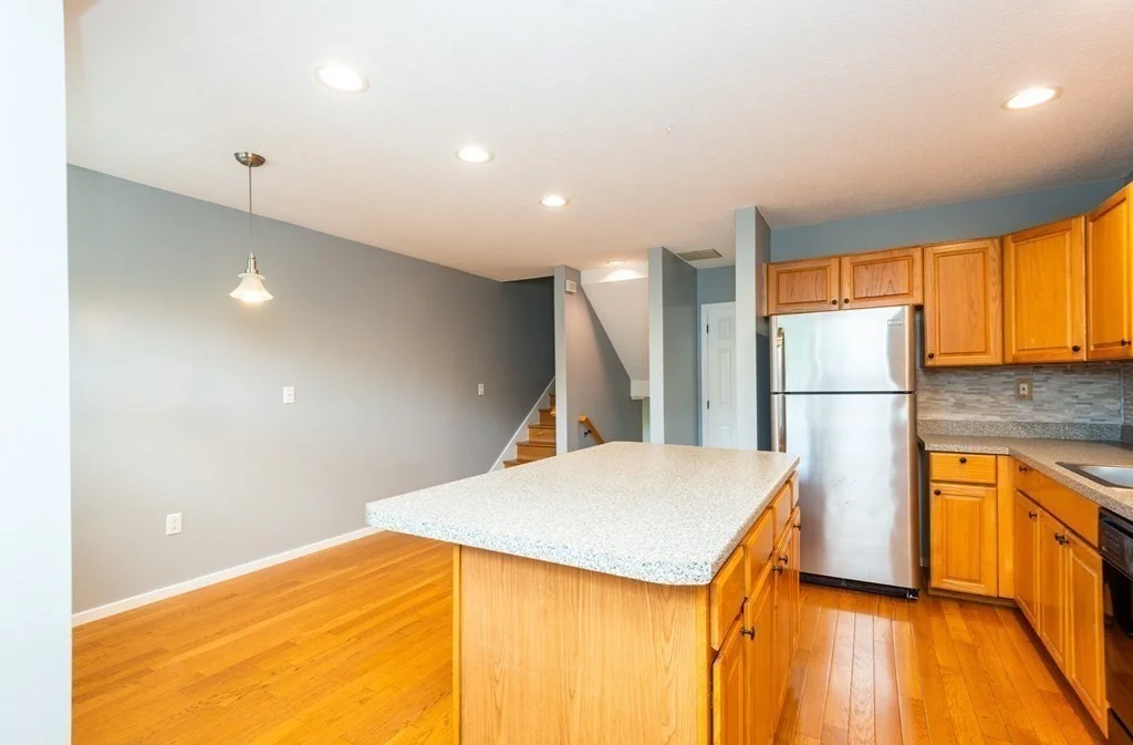 2 bed, 1 bath apartment for rent at 3 Dewey Dr Unit 3C, Salem — photo 16 of 34