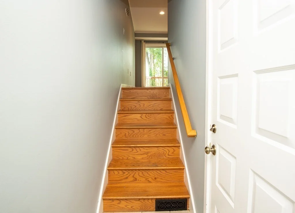 2 bed, 1 bath apartment for rent at 3 Dewey Dr Unit 3C, Salem — photo 6 of 34