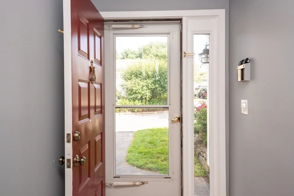 2 bed, 1 bath apartment for rent at 3 Dewey Dr Unit 3C, Salem — photo 5 of 34