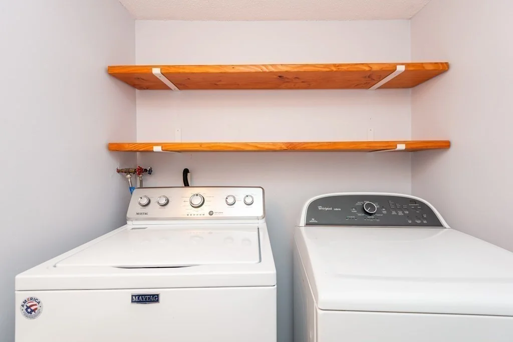 2 bed, 1 bath apartment for rent at 3 Dewey Dr Unit 3C, Salem — photo 19 of 34