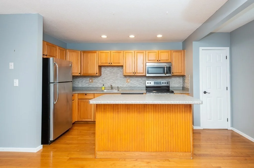 2 bed, 1 bath apartment for rent at 3 Dewey Dr Unit 3C, Salem — photo 14 of 34