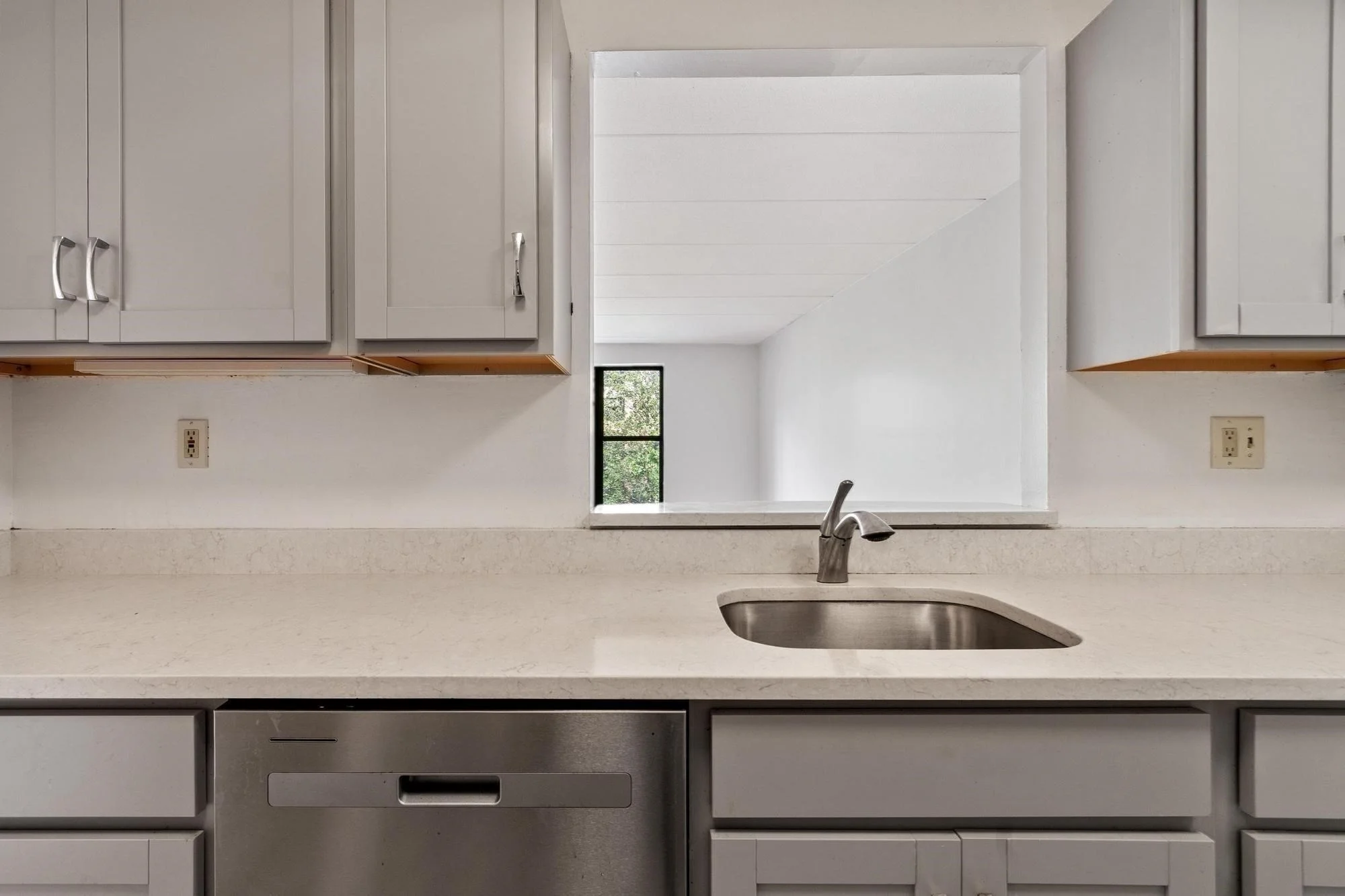 2 bed, 2 bath apartment for rent at 3 Douglas Park Unit 316, Roxbury — photo 12 of 33