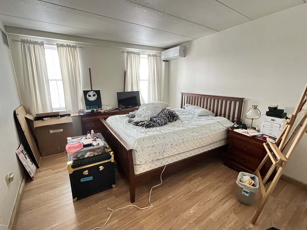 1 bed, 1 bath apartment for rent at 3 Douglass Park Unit 213, South End — photo 4 of 5