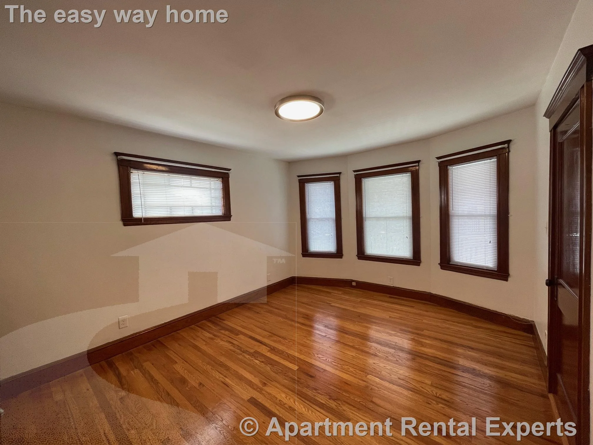 2 bed, 1 bath apartment for rent at 3 Edgar Ct Unit 2, Winter Hill — photo 3 of 16