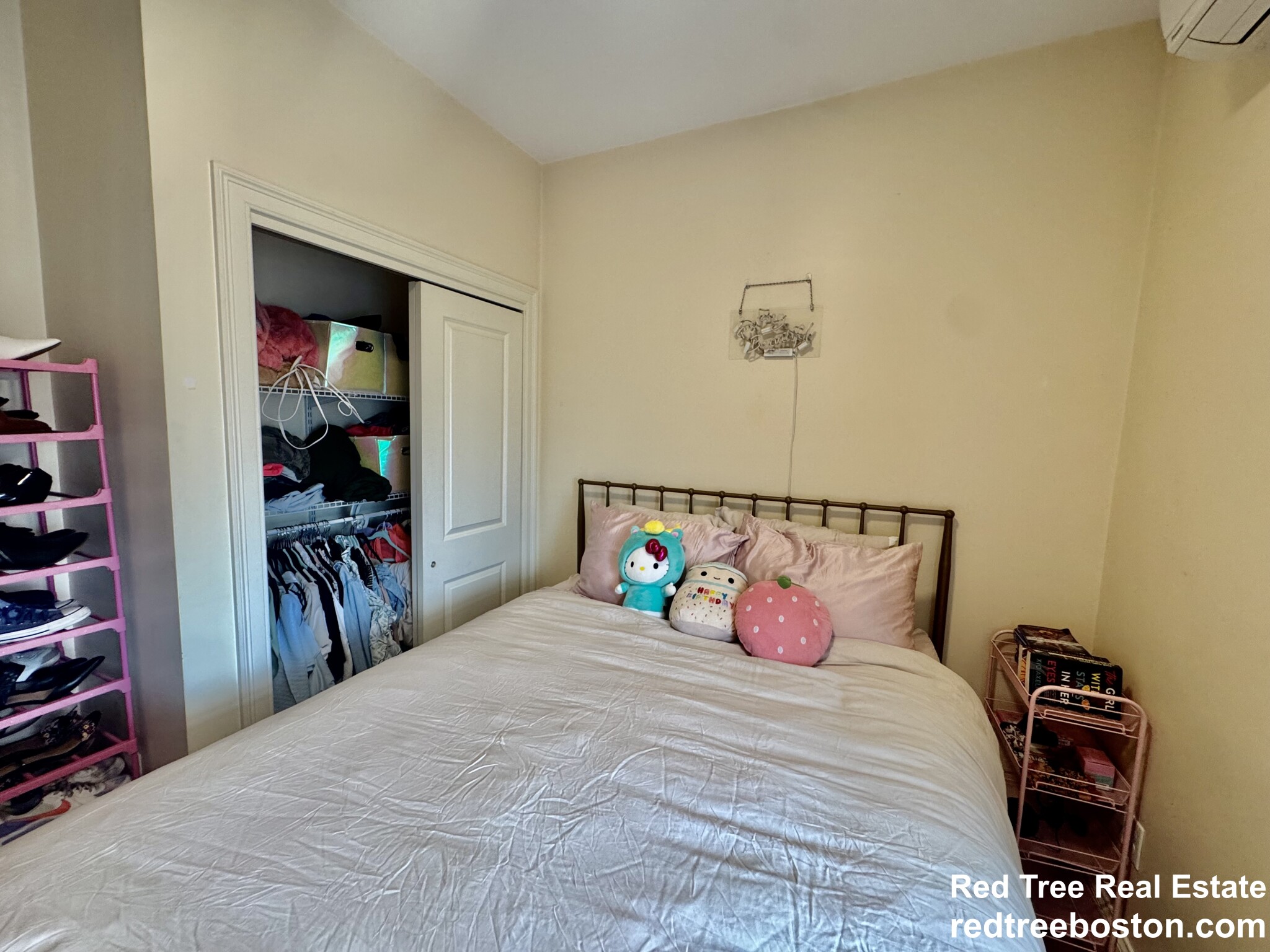 1 bed, 1 bath apartment for rent at 3 Edwin St Unit 3, Dorchester — photo 6 of 10