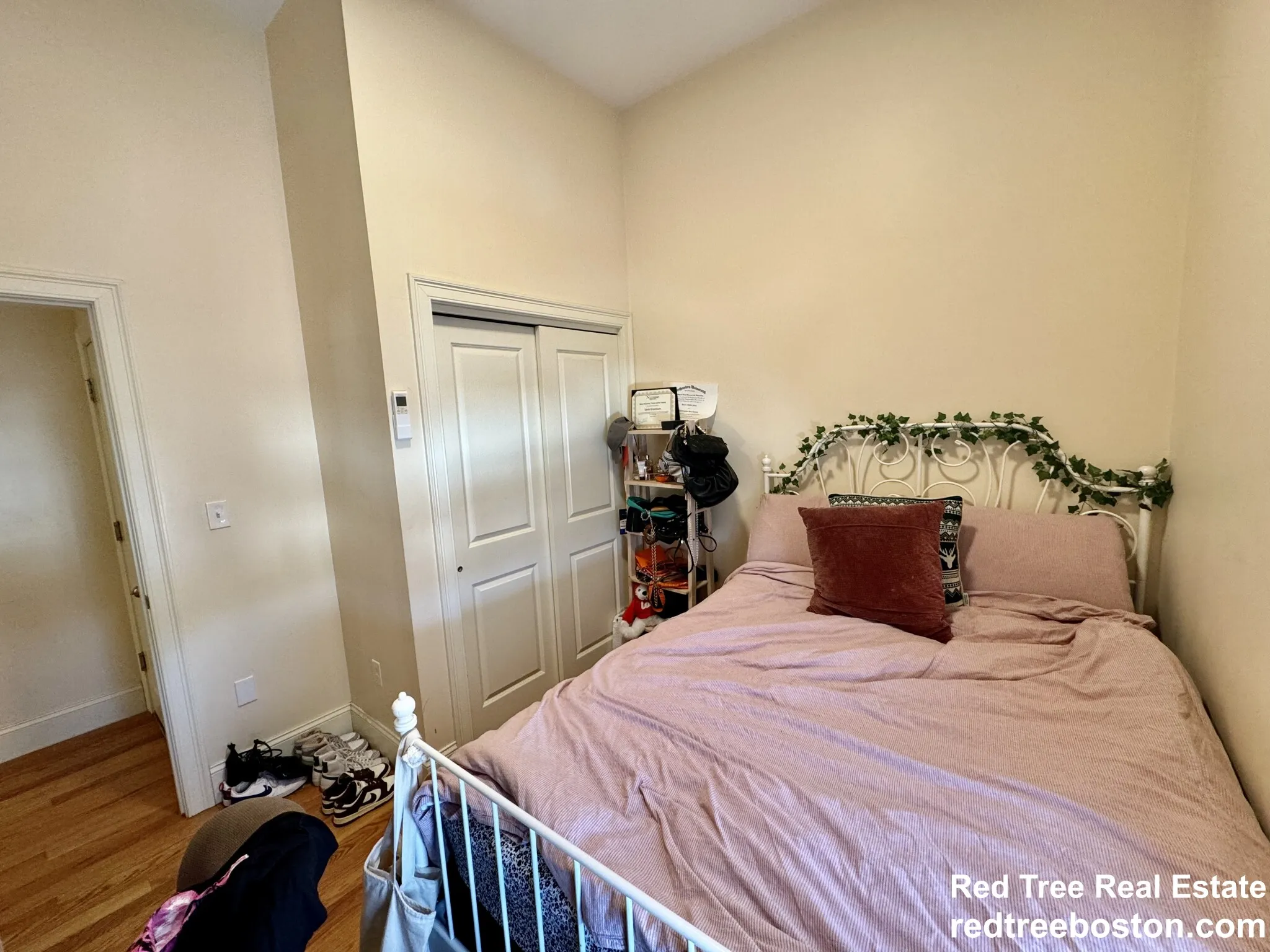 1 bed, 1 bath apartment for rent at 3 Edwin St Unit 5, Dorchester — photo 6 of 8