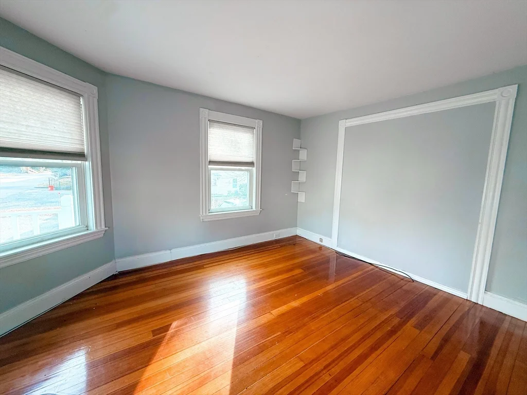 3 bed, 2 bath apartment for rent at 3 Elm St Unit 1, Natick — photo 13 of 16