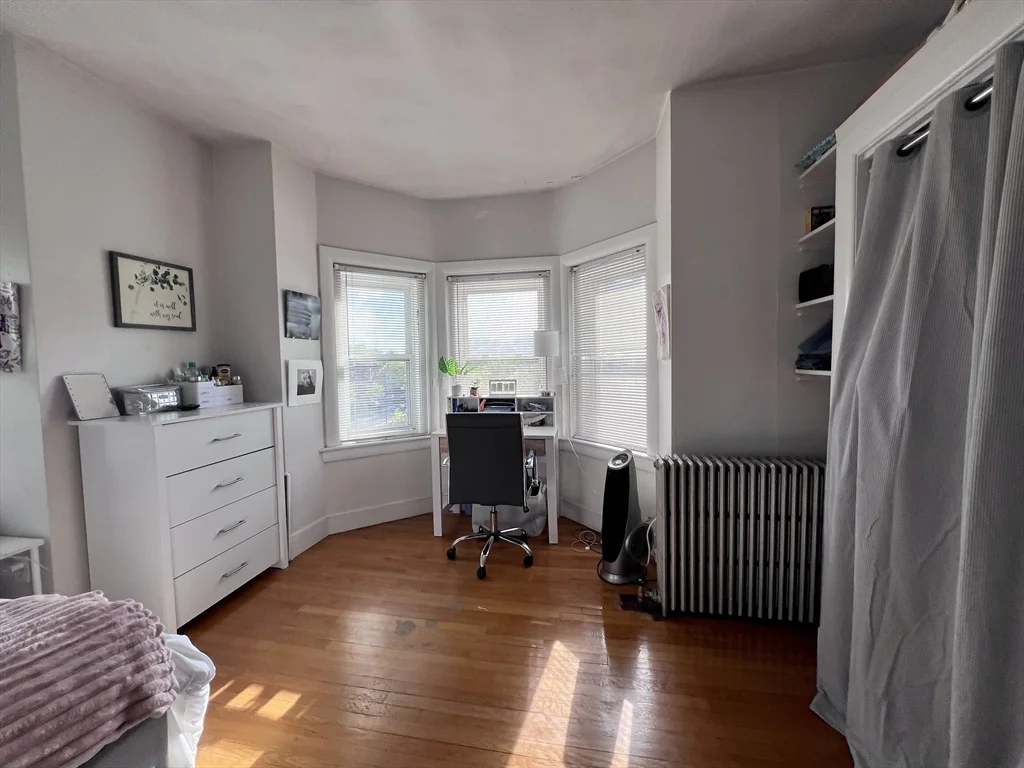 2 bed, 1 bath apartment for rent at 3 Englewood Ave Unit 16, Brookline — photo 4 of 12