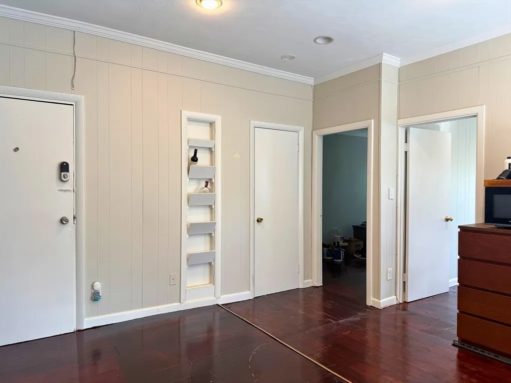 2 bed, 1 bath apartment for rent at 3 Englewood Ave Unit 6, Columbus Park — photo 10 of 14