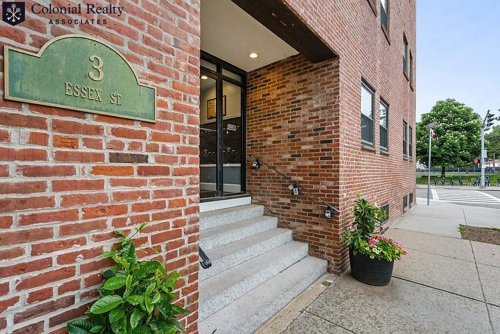 2 bed, 1 bath apartment for rent at 3 Essex St Unit G2, Charlestown — photo 9 of 12
