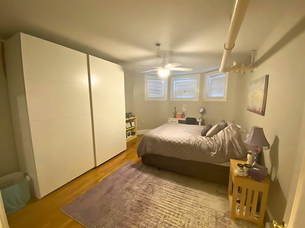 2 bed, 1 bath apartment for rent at 3 Euston Unit B, Brookline — photo 5 of 9